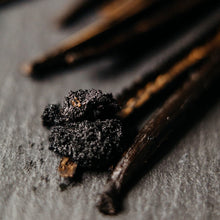 Lade das Bild in den Galerie-Viewer, Planifolia Extra 21-23cm (Vanille Schoten)