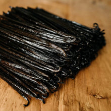 Lade das Bild in den Galerie-Viewer, Planifolia Extra 21-23cm (Vanille Schoten)